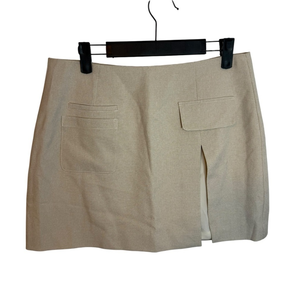 Nwt White Fox On The List Beige Mini Skirt